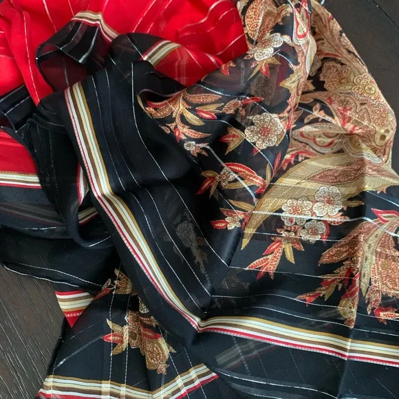 Valentino scarf - Picture 6 of 7